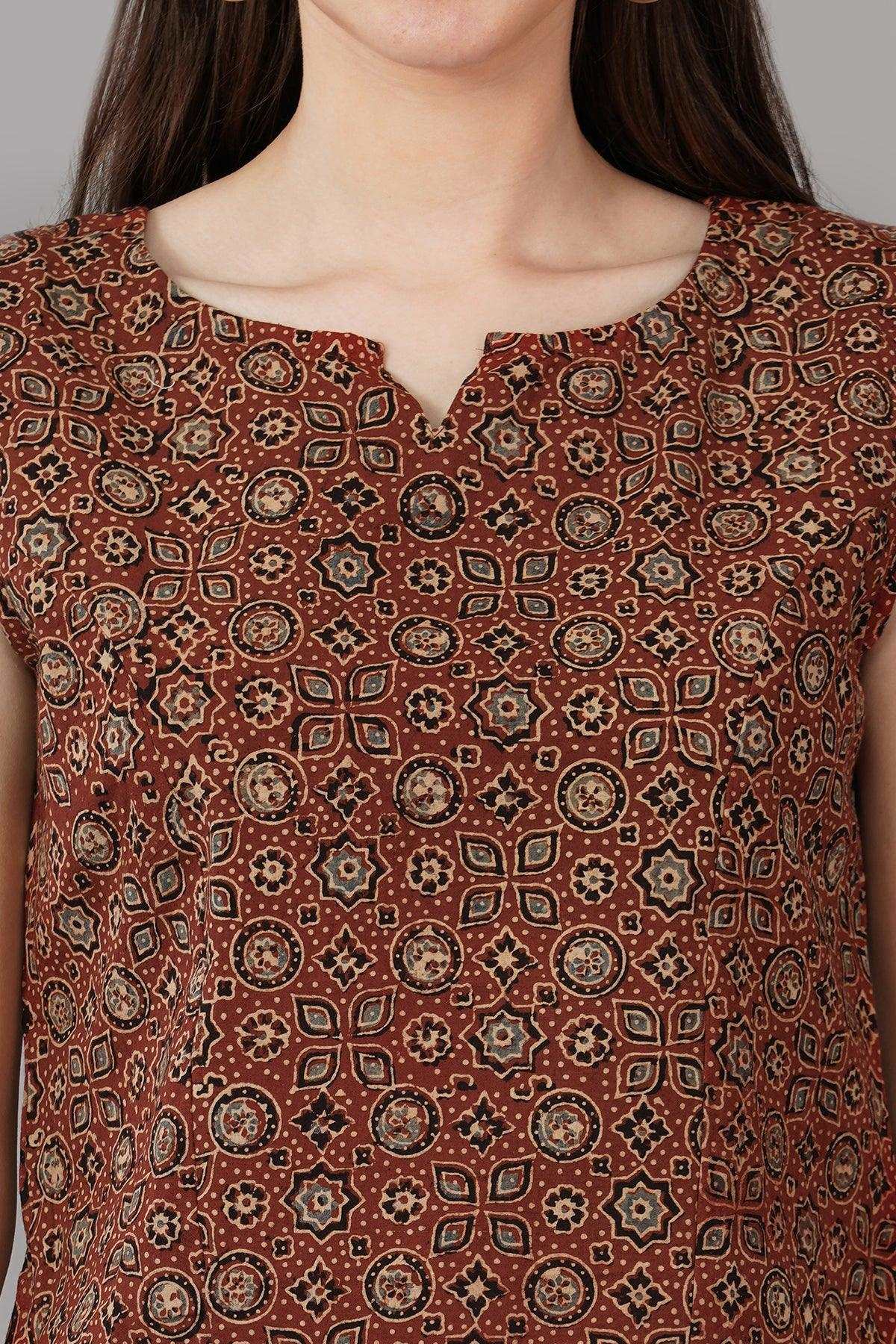 Maroon Ajrak Print Slim Fit crop Top Navsyaa