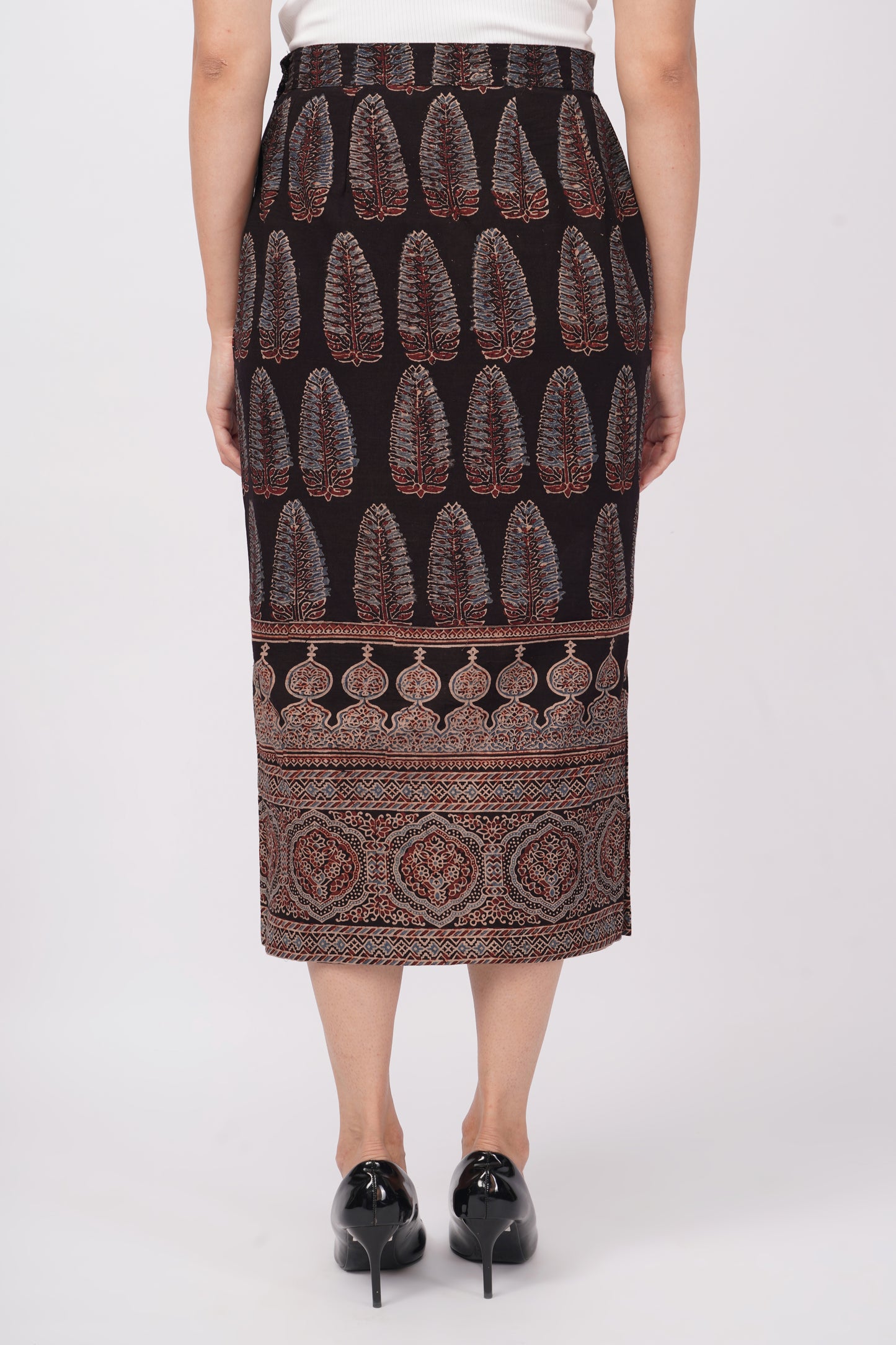 Black cotton Ajrak print skirt for women